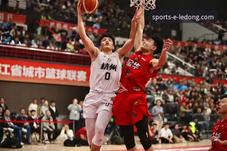 中国男篮杭州站逆转取胜，乐动体育平台观赛必备知识